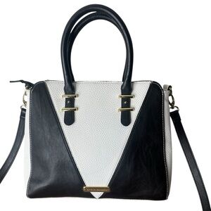 STEVE MADDEN Black White Colour Block Hand Bag Crossbody Strap Zipper PU *Flaw*